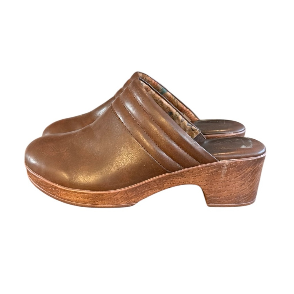 b.o.c. Brown Leather Mules with Wooden Heel Women’s Size 11 M - Picture 3 of 8